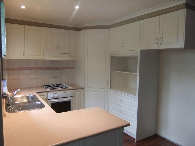 9 Glenbourne Road, Cranbourne VIC 3977