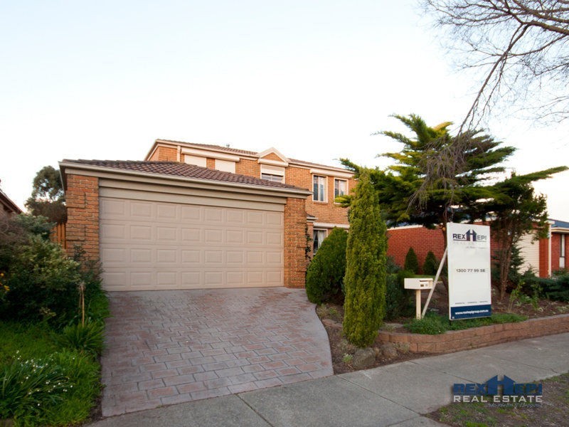 36 Lake View Drive, Narre Warren South VIC 3805
