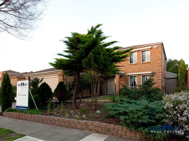 36 Lake View Drive, Narre Warren South VIC 3805
