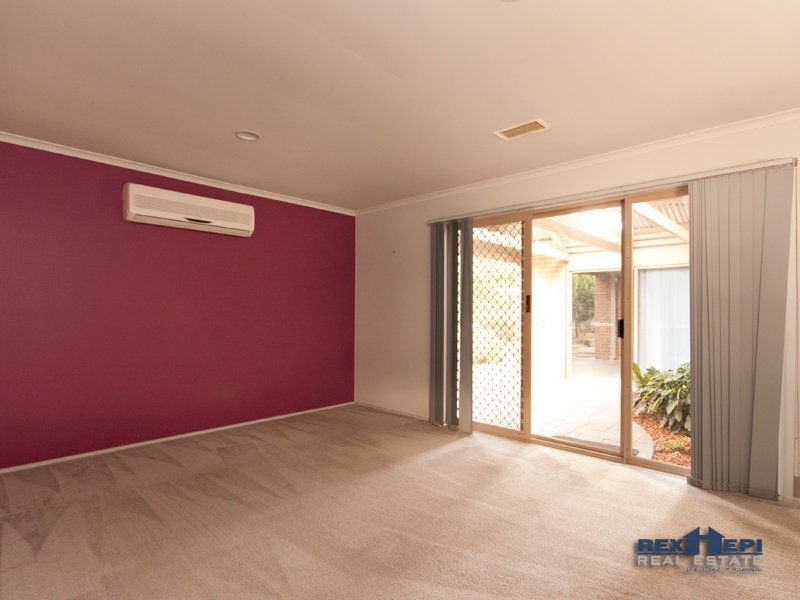 36 Lake View Drive, Narre Warren South VIC 3805