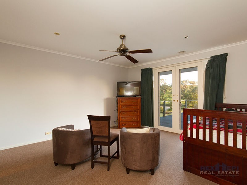 123 Holm Park Road, Beaconsfield VIC 3807