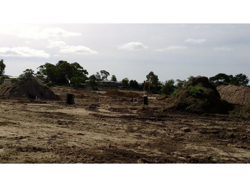 L1-39 / 85 Olive Road, Hampton Park VIC 3976