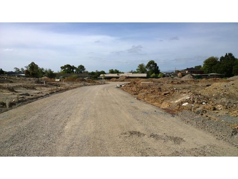 L1-39 / 85 Olive Road, Hampton Park VIC 3976