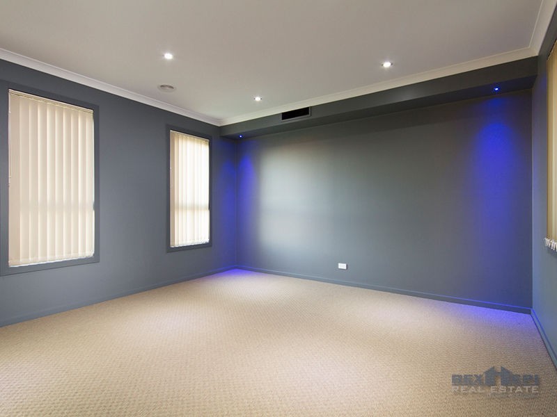 39 Everlasting Boulevard, Cranbourne West VIC 3977