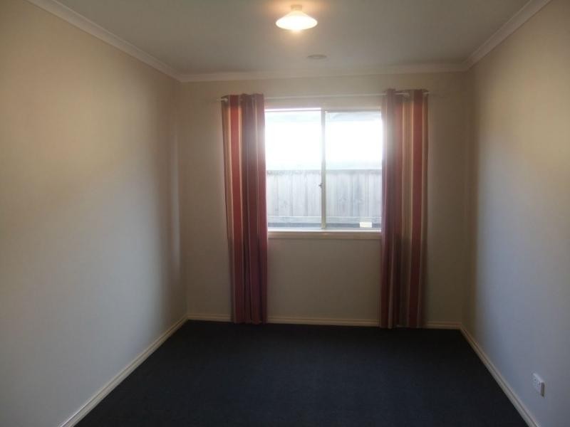 35 Bella Crescent, Hallam VIC 3803