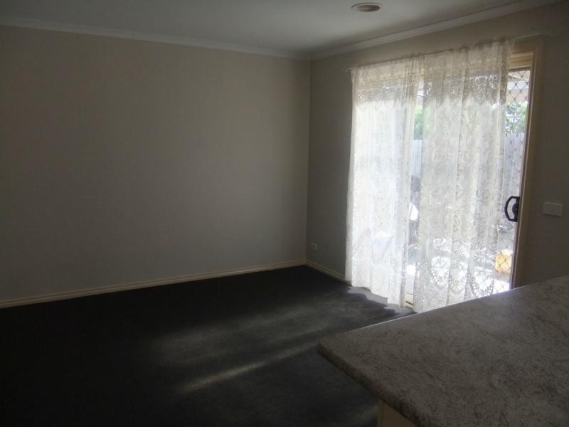 35 Bella Crescent, Hallam VIC 3803