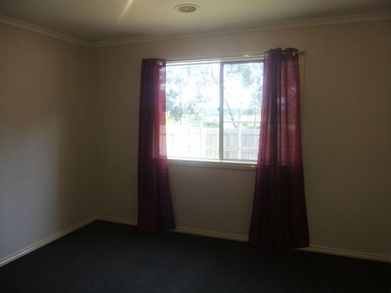 35 Bella Crescent, Hallam VIC 3803