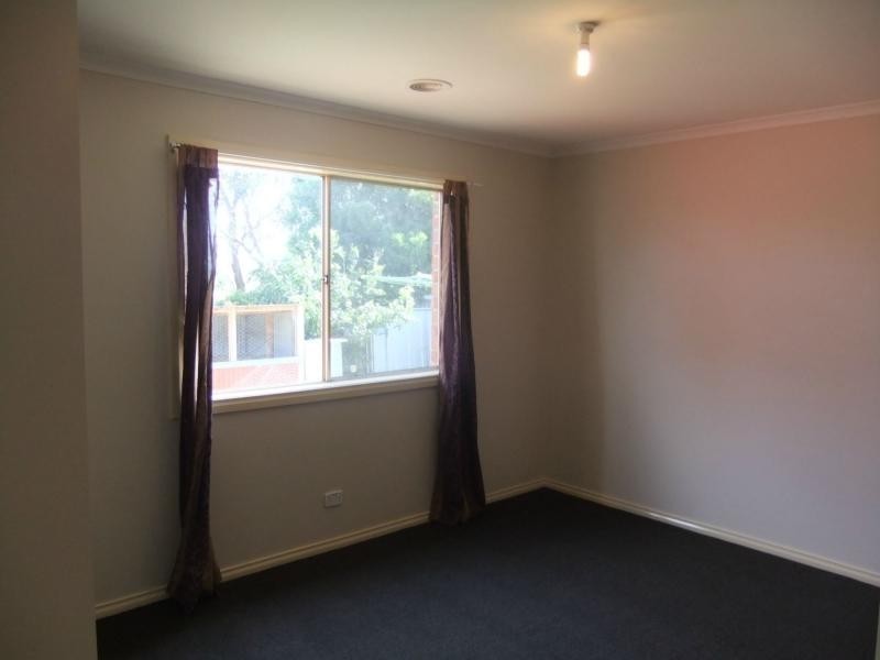 35 Bella Crescent, Hallam VIC 3803