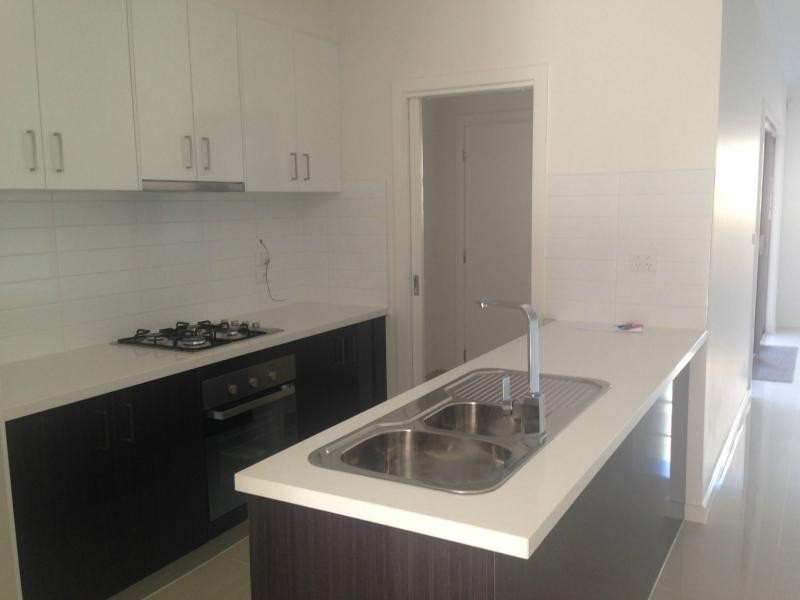 9/280 Pound Road, Hampton Park VIC 3976