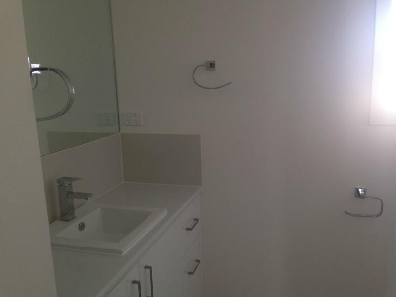 9/280 Pound Road, Hampton Park VIC 3976