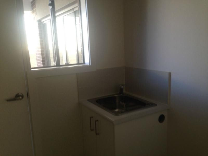 9/280 Pound Road, Hampton Park VIC 3976