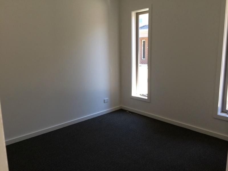 Unit 10/280 Pound Road, Hampton Park VIC 3976