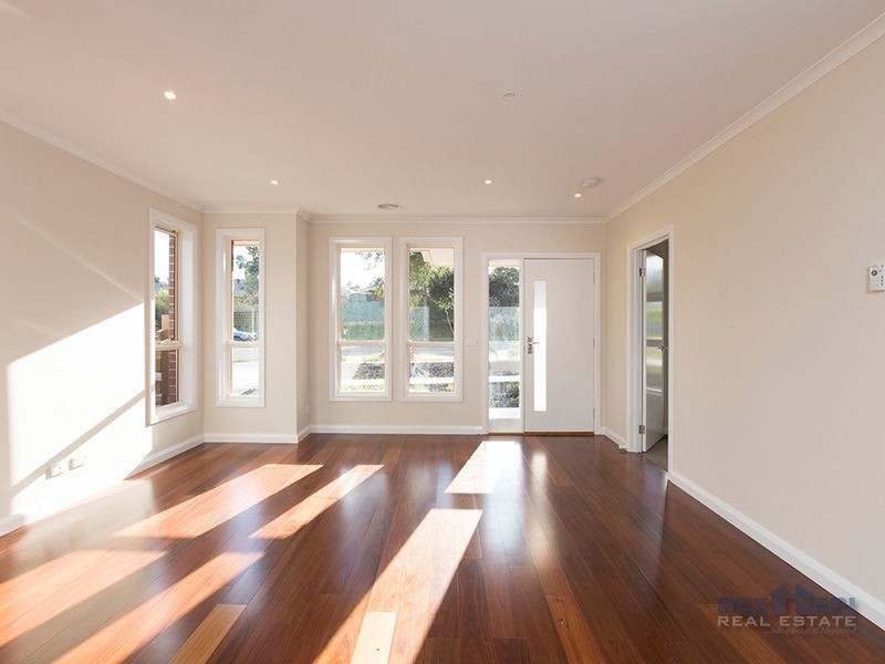 2/105 Springfield Drive, Narre Warren VIC 3805