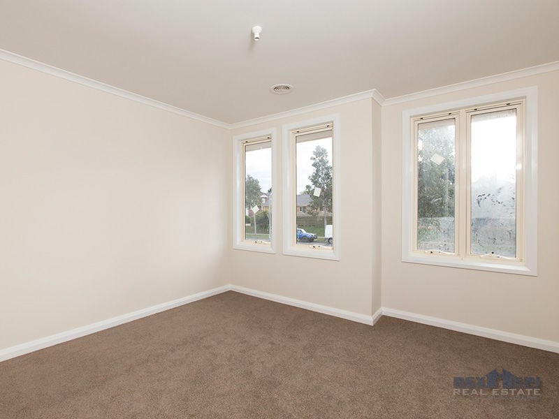 2/105 Springfield Drive, Narre Warren VIC 3805