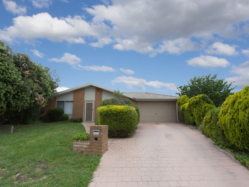 3 Enoch Rise, Hallam VIC 3803