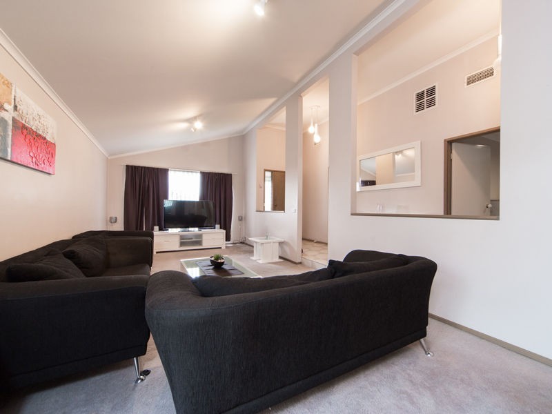 3 Enoch Rise, Hallam VIC 3803