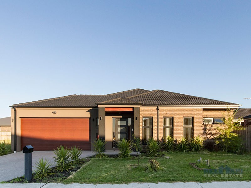4 Rock Daisy Drive, Cranbourne West VIC 3977