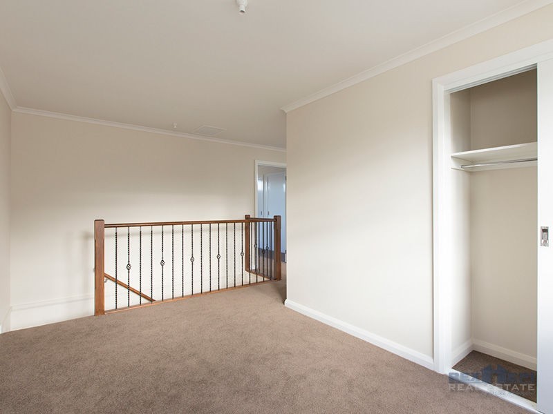 2/105 Springfield Drive, Narre Warren VIC 3805