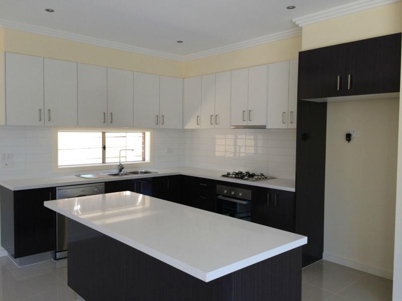 Unit 8/280 Pound Road, Hampton Park VIC 3976