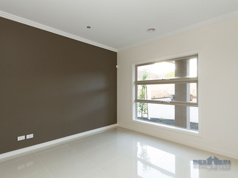 Unit 12/280 Pound Road, Hampton Park VIC 3976