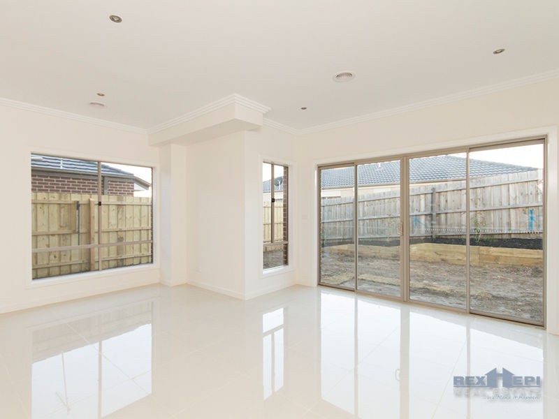 Unit 12/280 Pound Road, Hampton Park VIC 3976