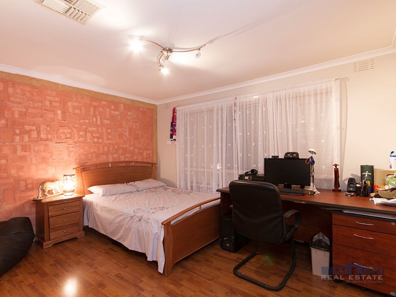 22 Azalea Crescent, Dandenong North VIC 3175