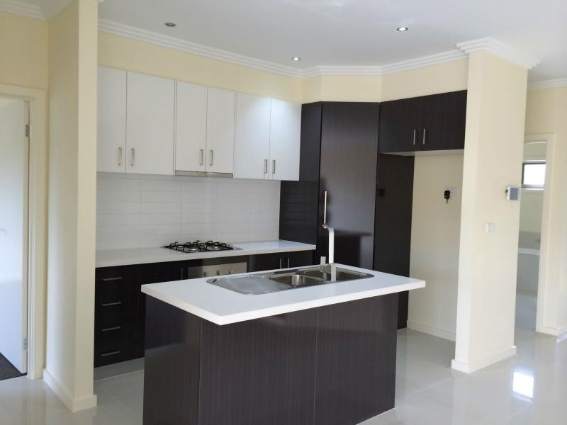 Unit 2/280 Pound Road, Hampton Park VIC 3976