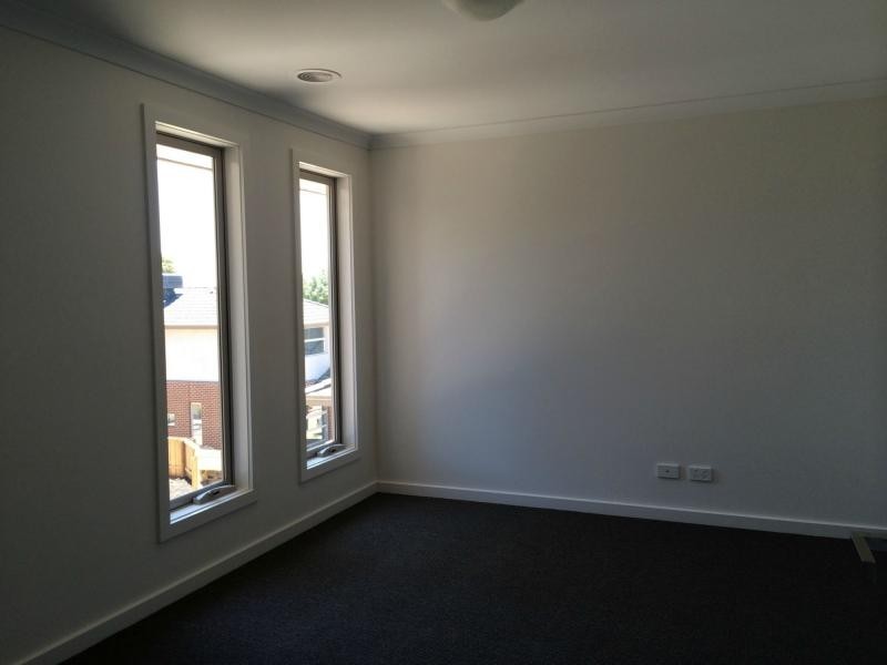 Unit 10/280 Pound Road, Hampton Park VIC 3976