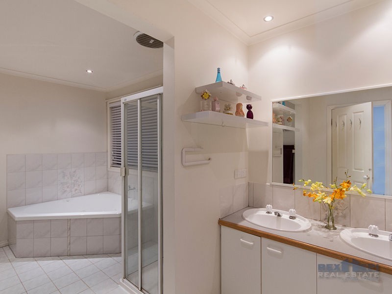 16 Meldrum Court, Narre Warren South VIC 3805