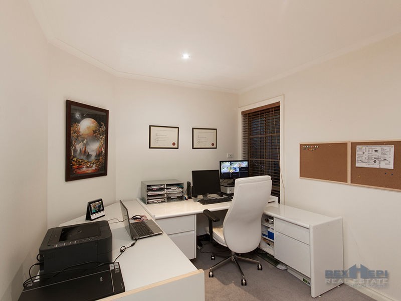 16 Meldrum Court, Narre Warren South VIC 3805