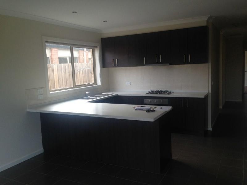 Unit 1/22 Immy Parade, Narre Warren VIC 3805