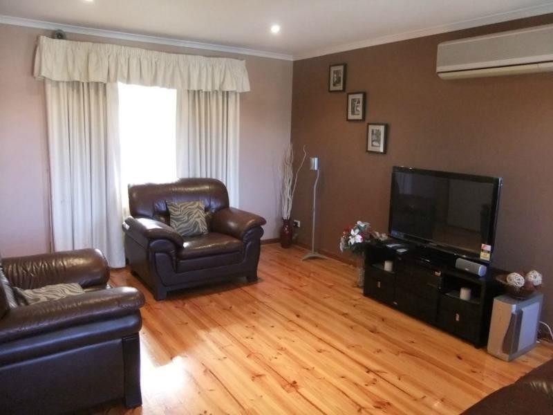 7 Kanumbra Court, Hallam VIC 3803