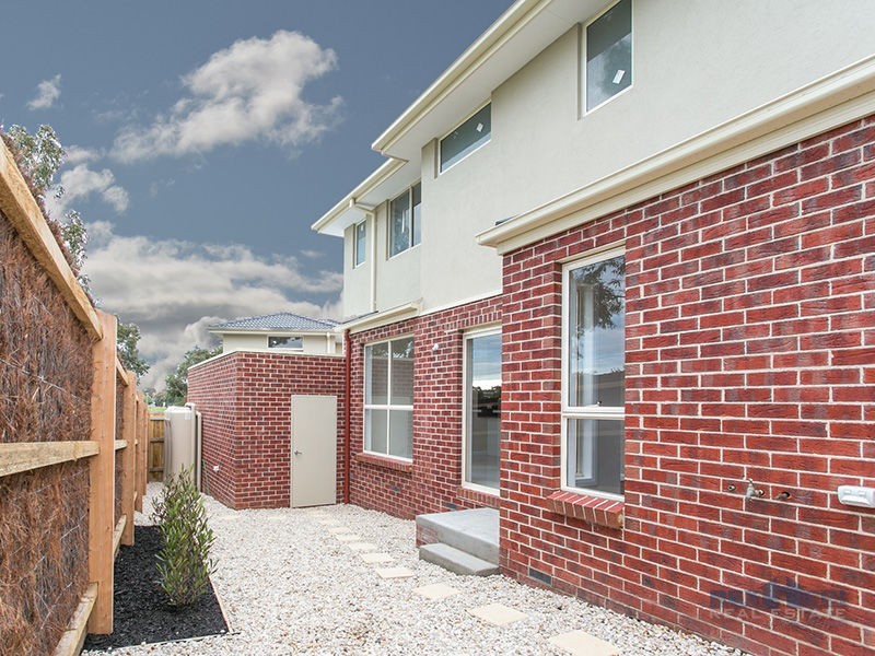 Unit 1/105 Springfield Drive, Narre Warren VIC 3805