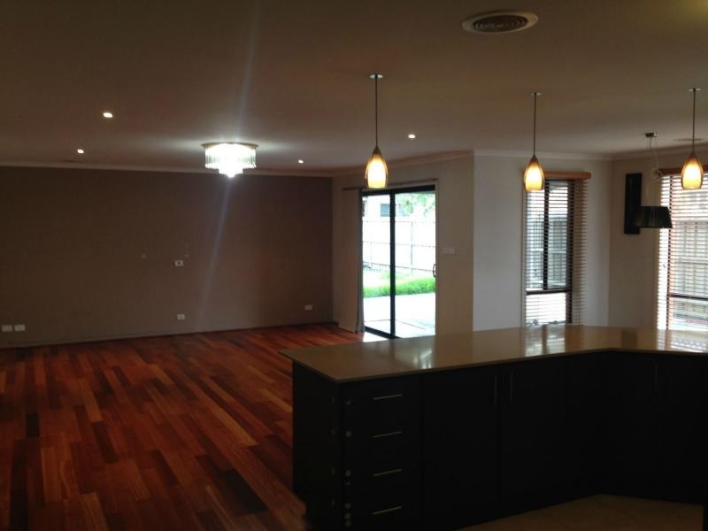 25 Tobin Way, Lyndhurst VIC 3975