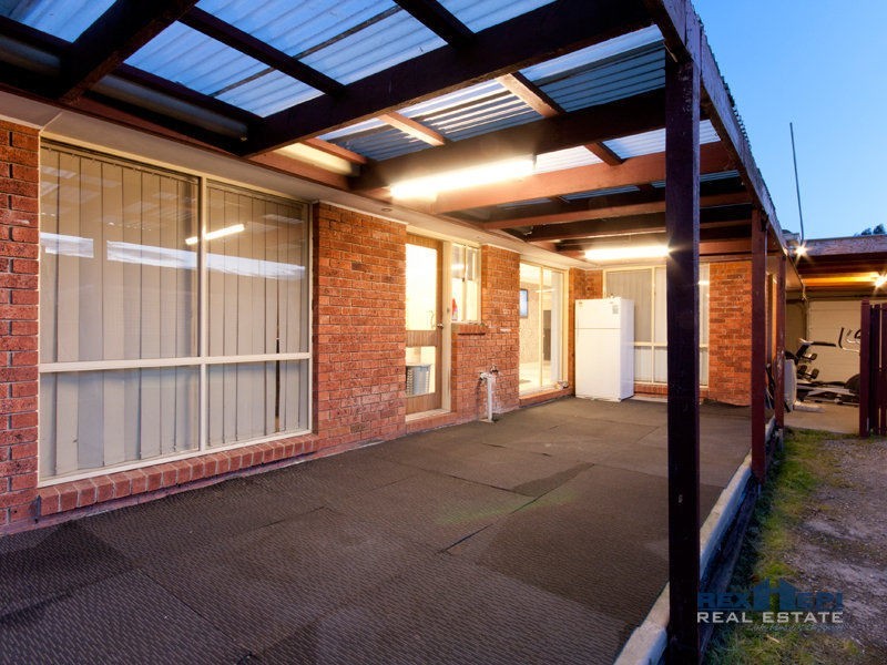 13 Pater Close, Narre Warren VIC 3805
