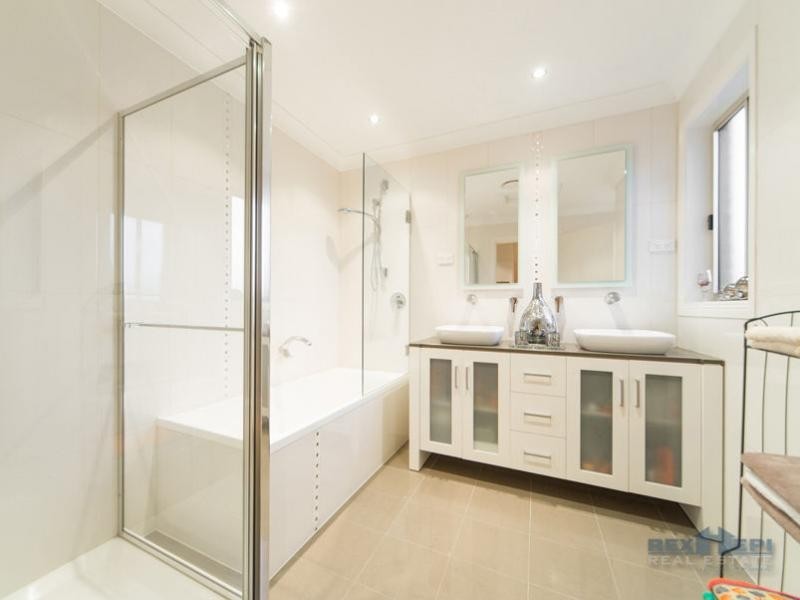 1A Waratah Street, Doveton VIC 3177