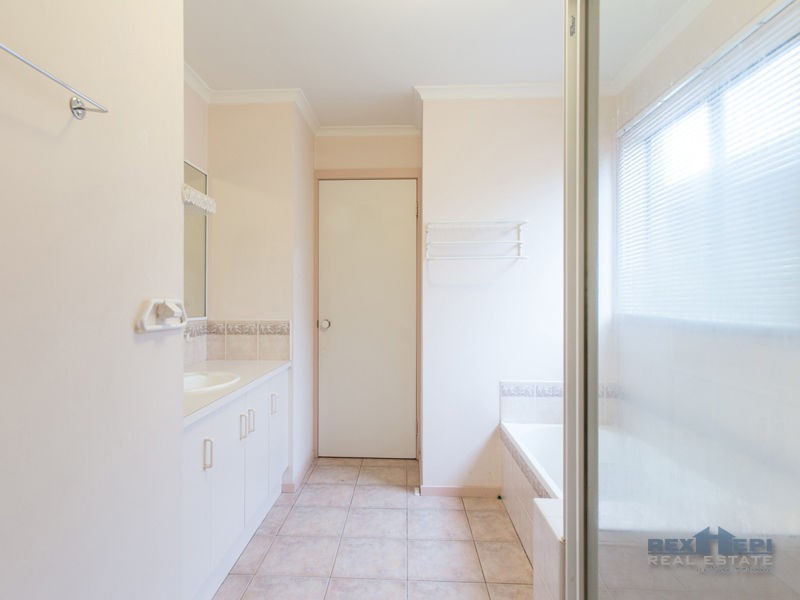 25B Emily Drive, Narre Warren VIC 3805