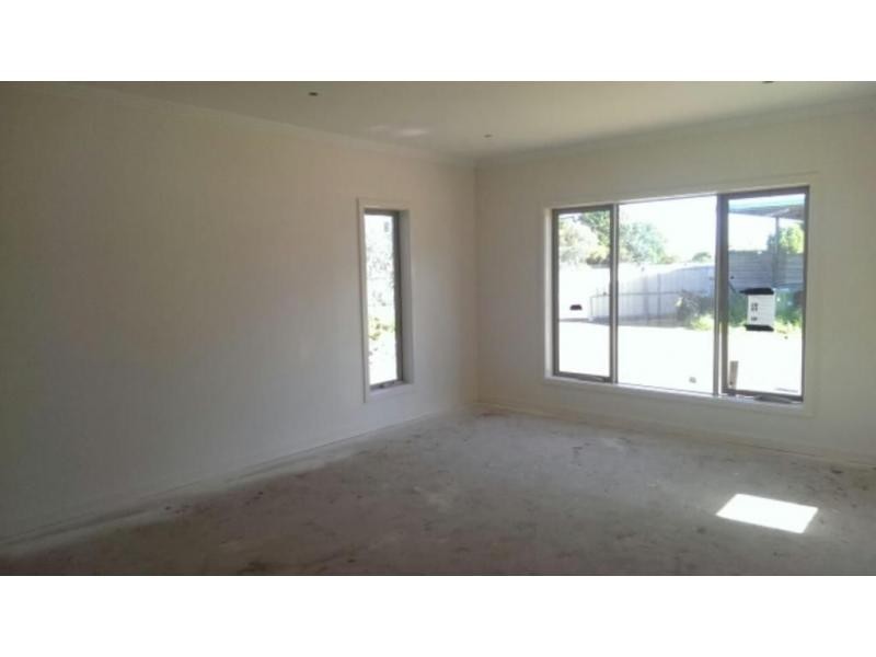 Unit 10/103 Shrives Road, Hampton Park VIC 3976