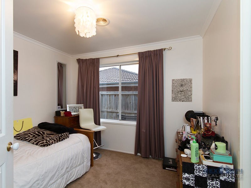 32 St Georges Road, Narre Warren South VIC 3805