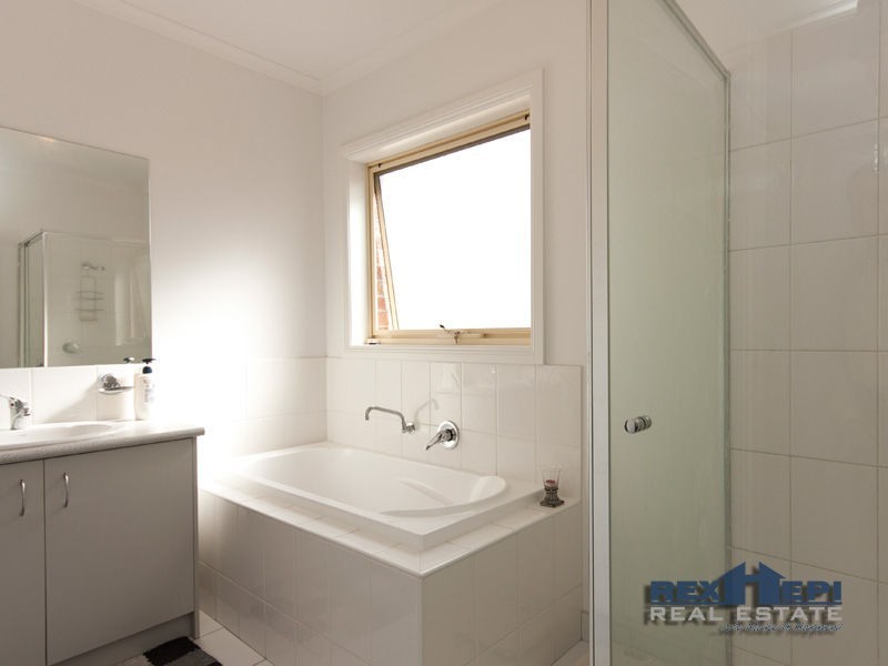 34 Gibson Street, Hallam VIC 3803