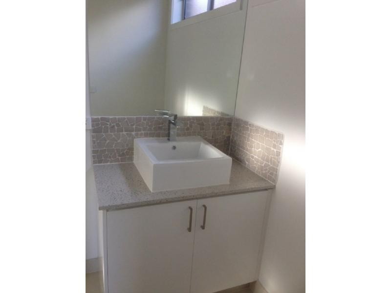 5 Coberley Way, Cranbourne North VIC 3977