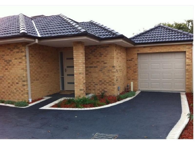 Unit 2/49 Bernard Street, Cheltenham VIC 3192