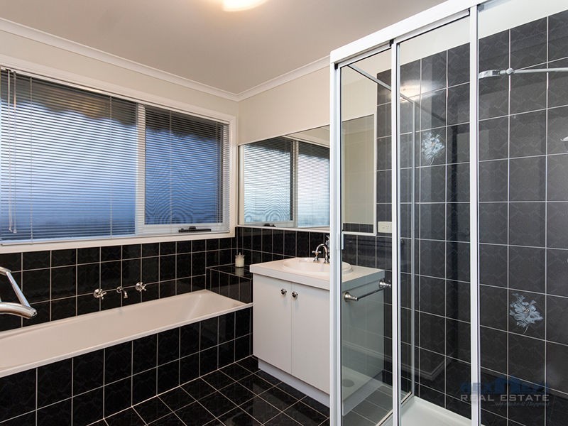 3 Patricia Court, Hampton Park VIC 3976