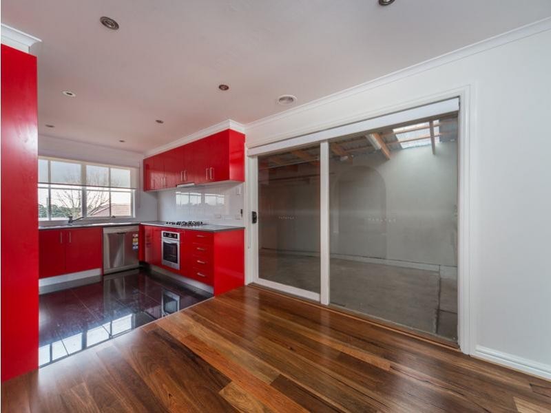 1 Lauren Drive, Hampton Park VIC 3976