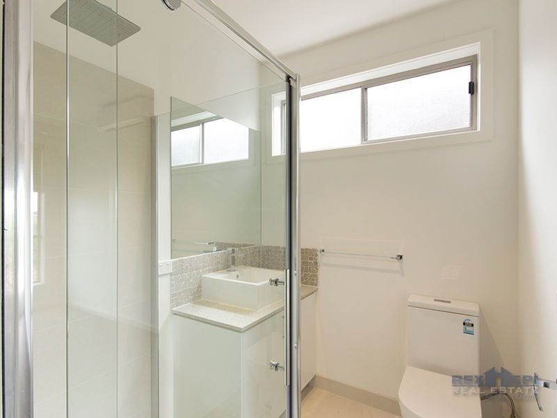 5 Coberley Way, Cranbourne North VIC 3977