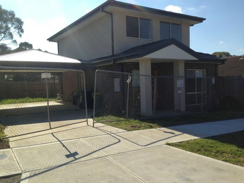 12 Cambridge Close, Lysterfield VIC 3156