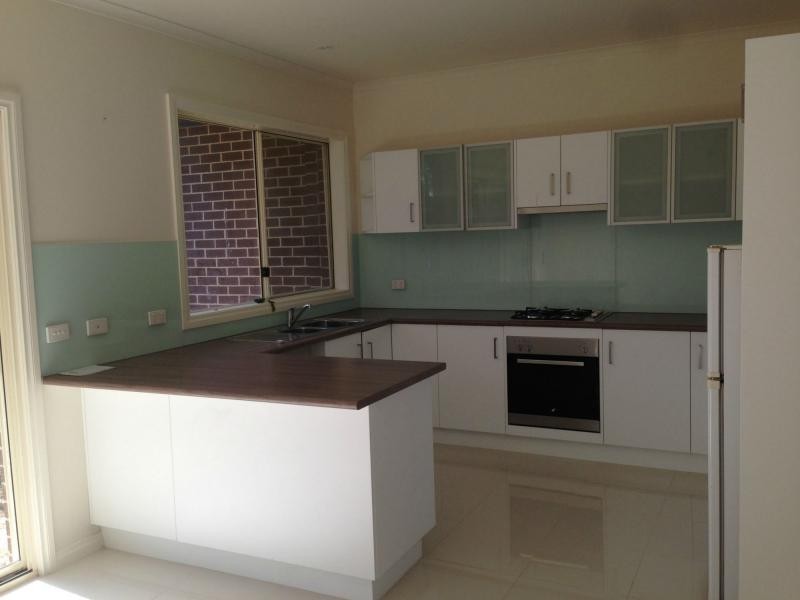 12 Cambridge Close, Lysterfield VIC 3156