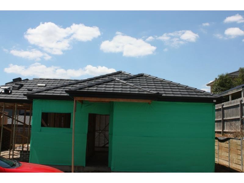 Unit 8/274 Pound Road, Hampton Park VIC 3976