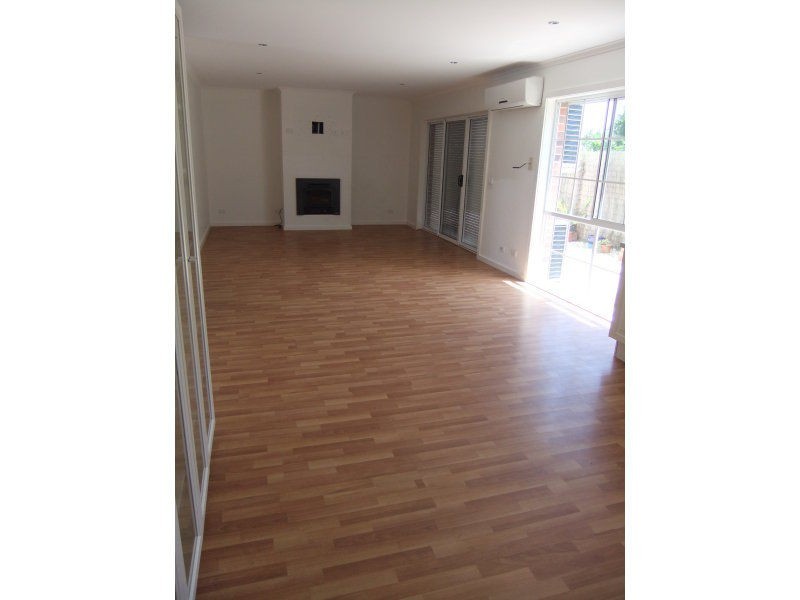 2A Stenocarpus Drive, Doveton VIC 3177