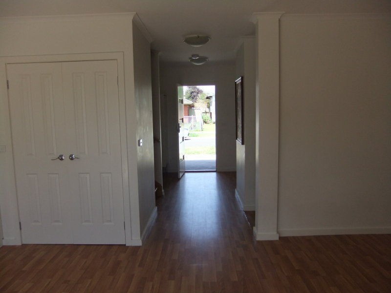 2A Stenocarpus Drive, Doveton VIC 3177